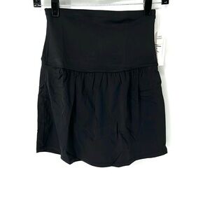 Lelani NWT women’s swimwear skirt  size 8